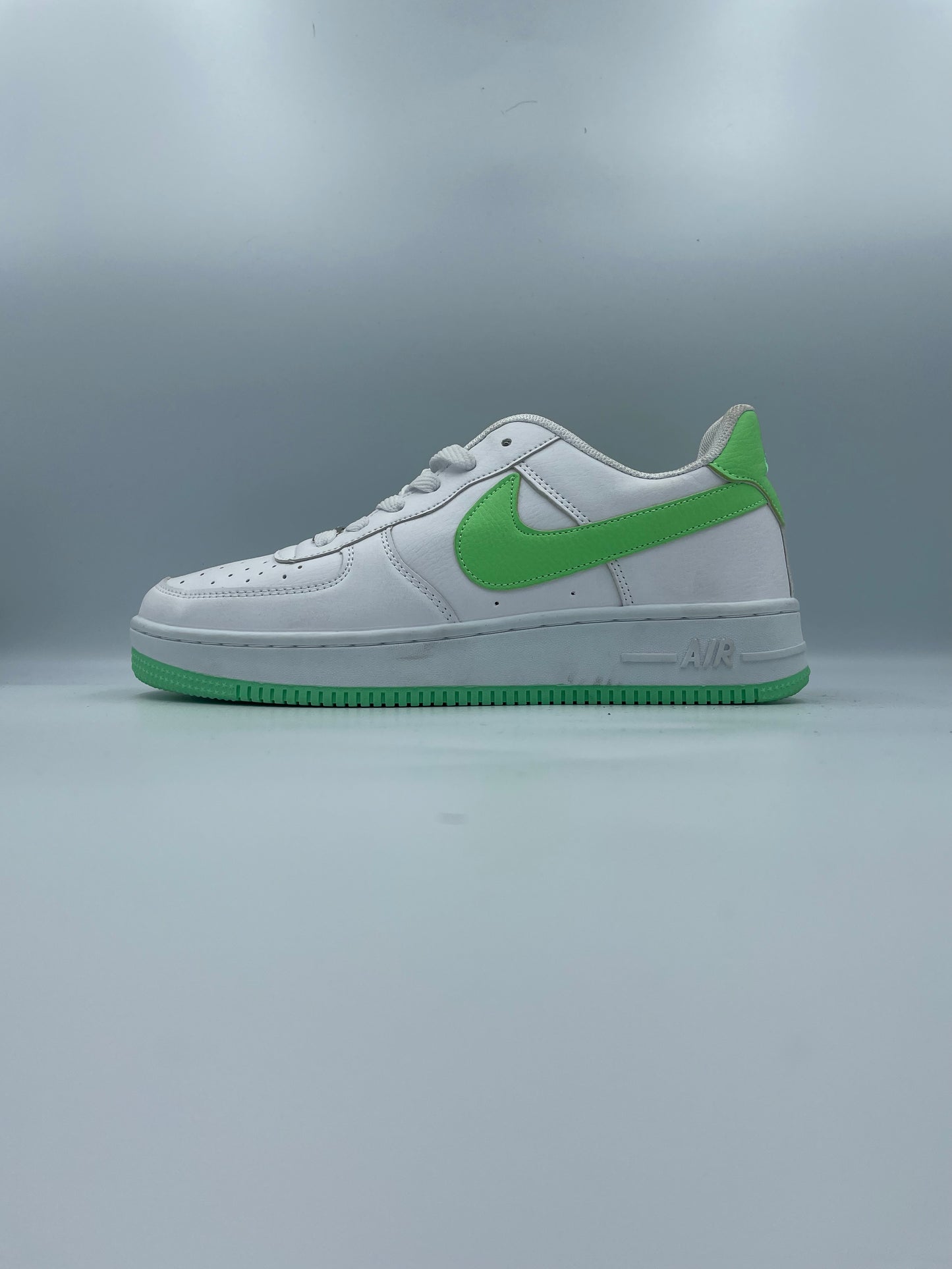 NIKE AIR FORCE 1 LOW ’WHITE CHLOROPHYLL'