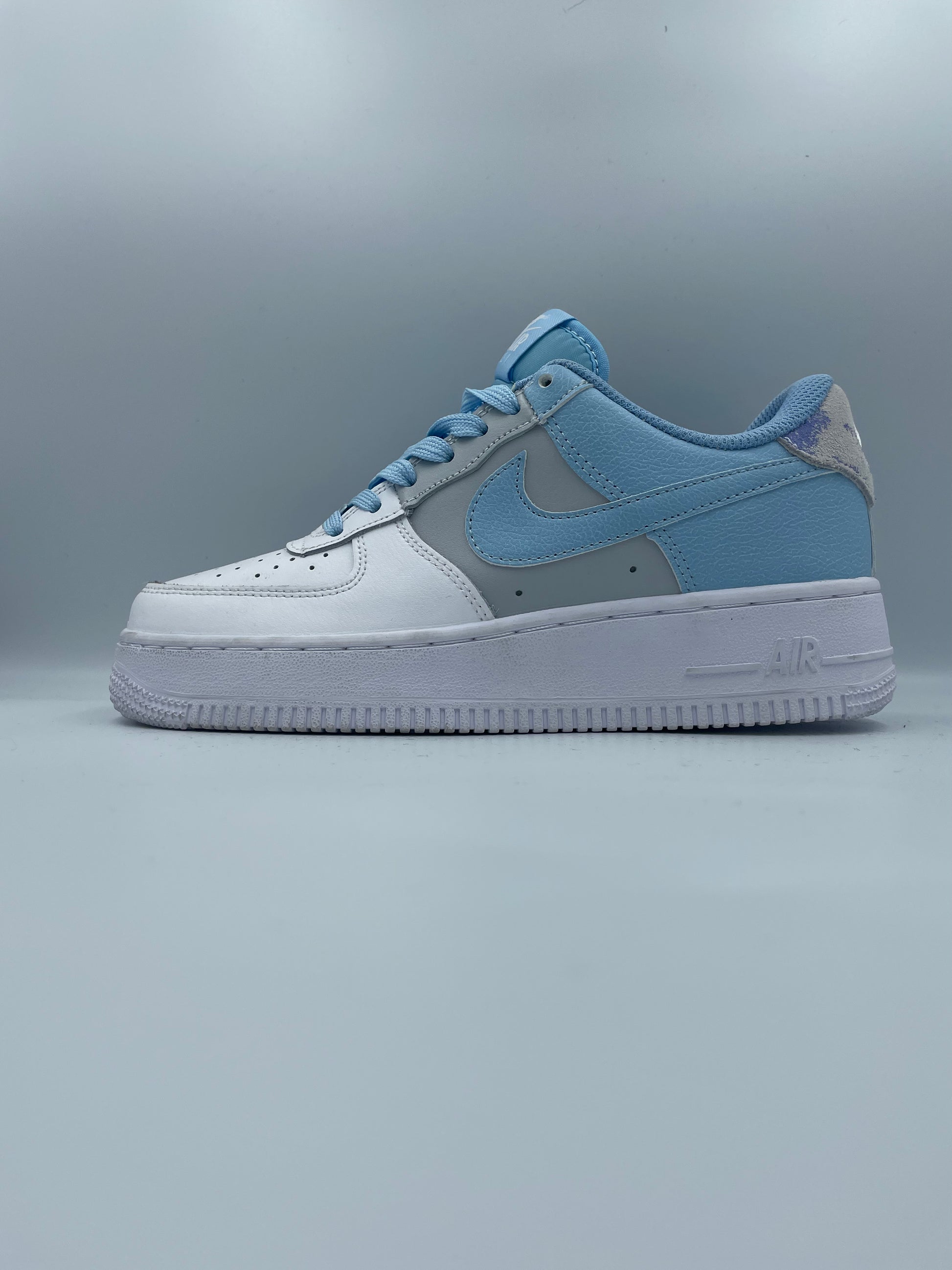 Nike Air Force 1 07 LV8 Psychic Blue Shoes